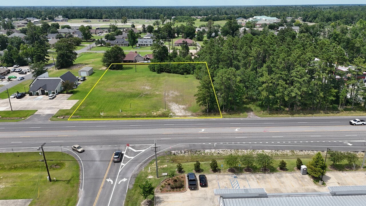 1021 Tan Tara Cir, Lake Charles, LA à vendre Photo principale– Image 1 sur 8