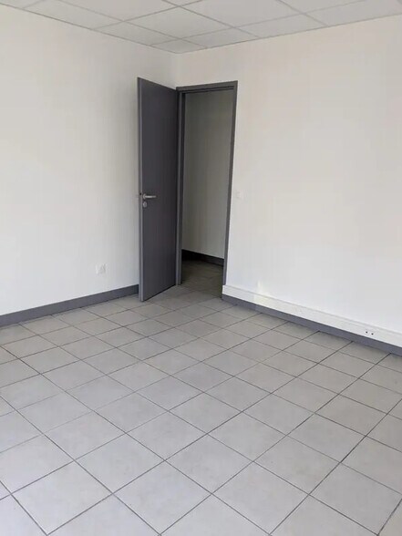 Bureau dans Chambéry à louer - Photo intérieure – Image 3 sur 9