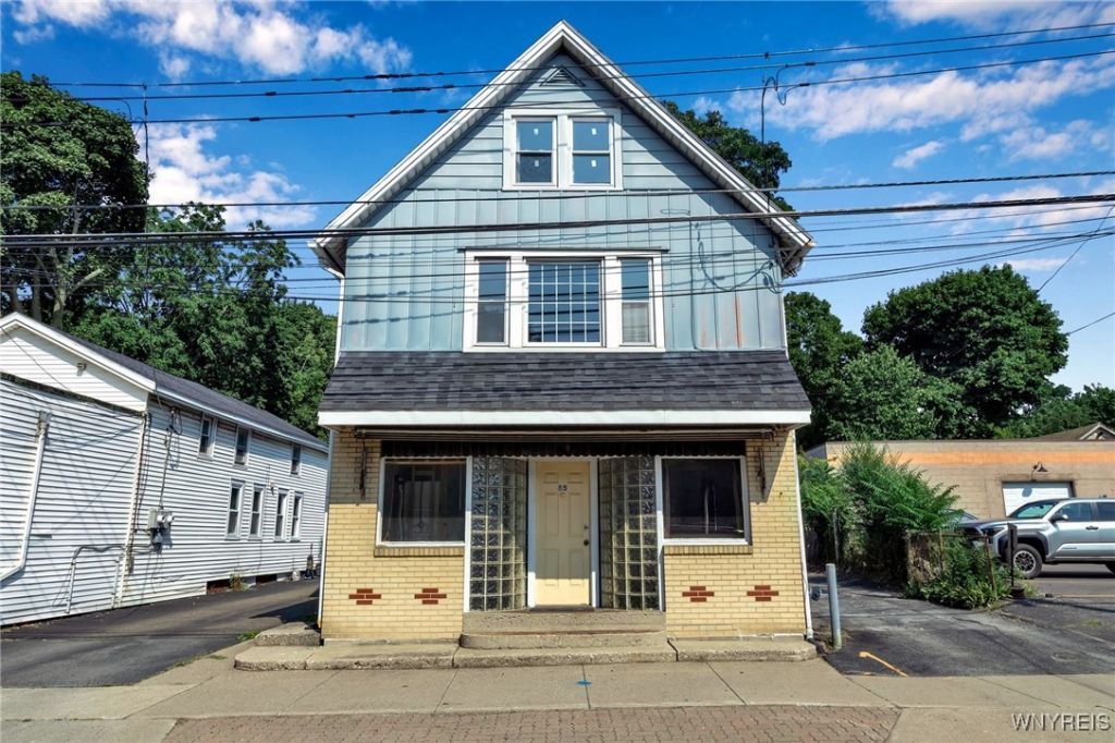85 Lake St, Hamburg, NY à vendre Photo principale– Image 1 sur 2
