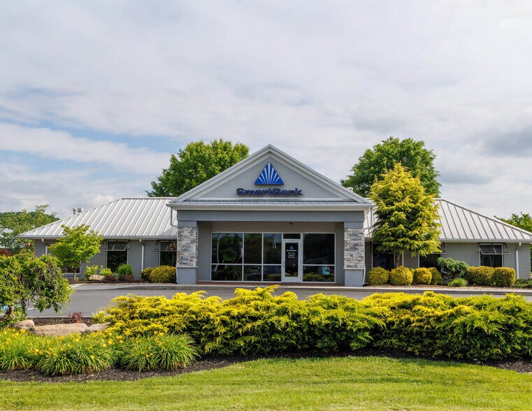710 Dolly Parton Pky, Sevierville, TN à vendre - Photo de l’immeuble – Image 2 sur 8