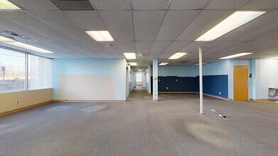 45 S Service Rd, Plainview, NY à louer Numérisation 3D Matterport– Image 2 sur 13