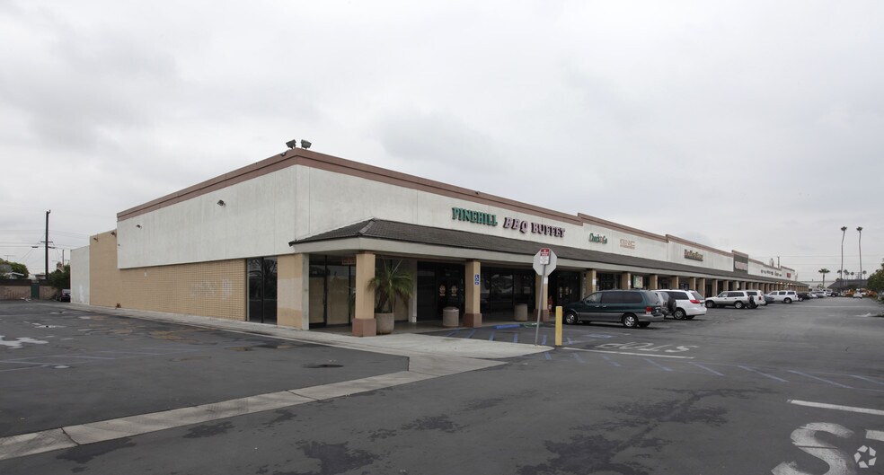 8888-8998 Knott Ave, Buena Park, CA à louer - Photo principale – Image 1 sur 9