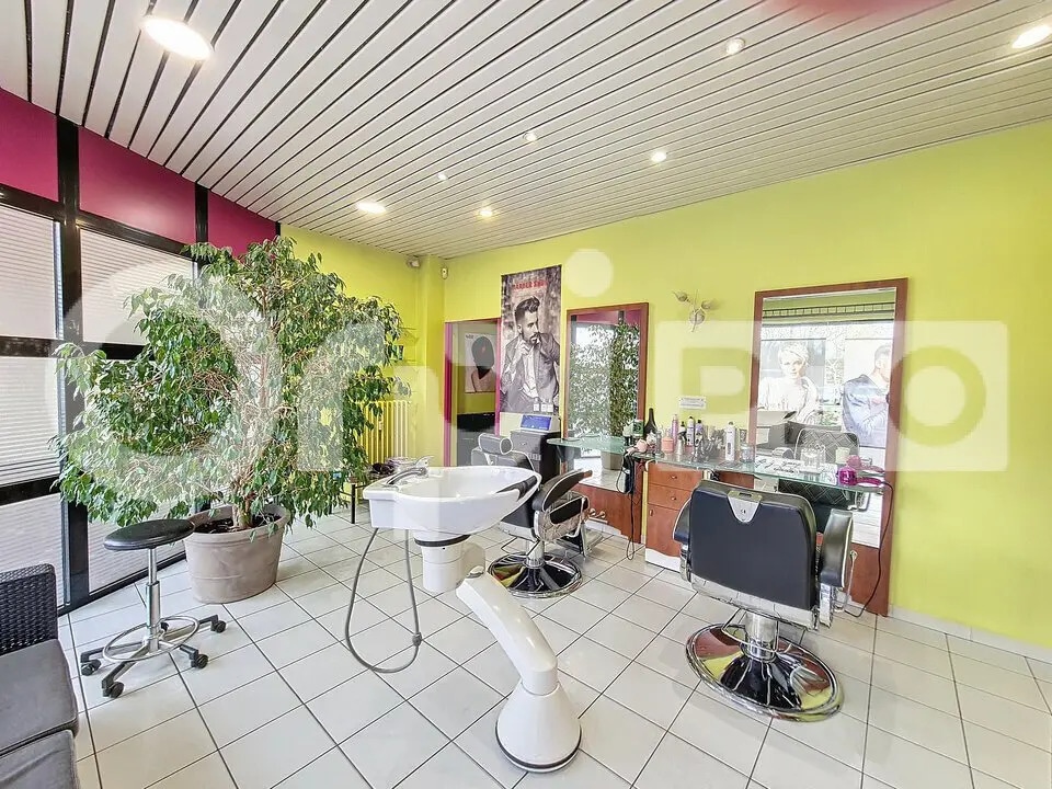 Local commercial dans Montluçon à vendre Photo intérieure– Image 1 sur 10