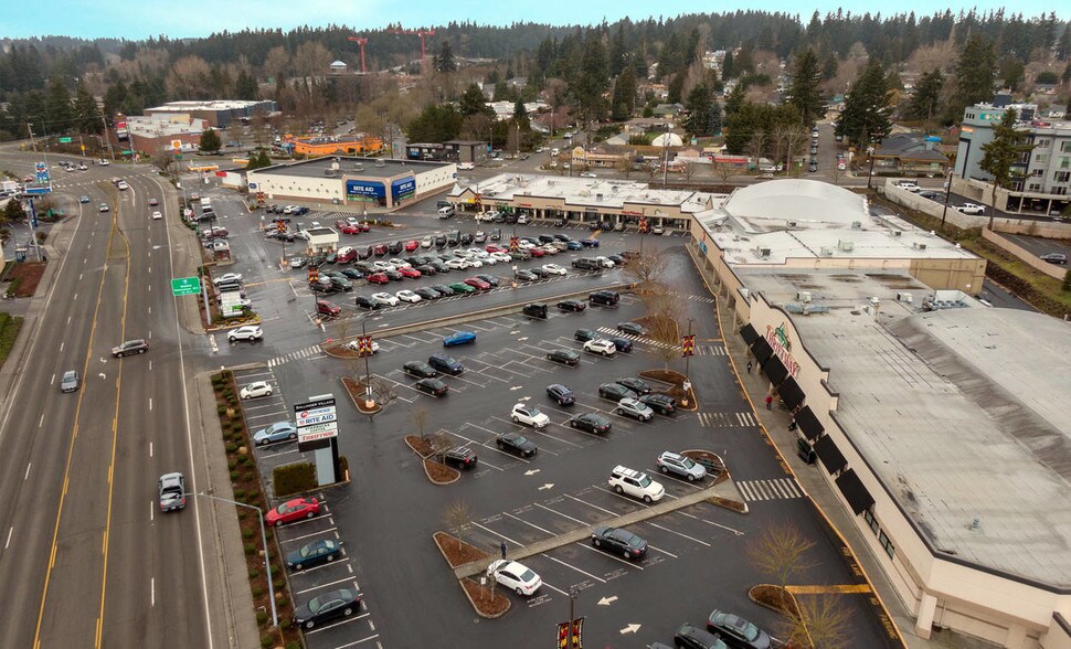 20120-20336 Ballinger Way NE, Shoreline, WA à louer - Photo de l’immeuble – Image 2 sur 4