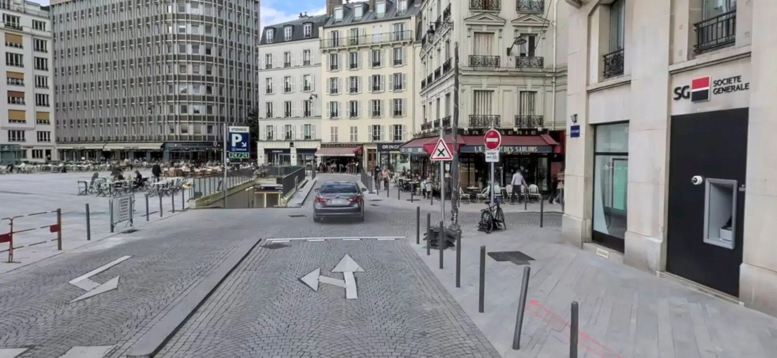 Local commercial dans Neuilly-sur-Seine à louer Photo de l’immeuble– Image 1 sur 3