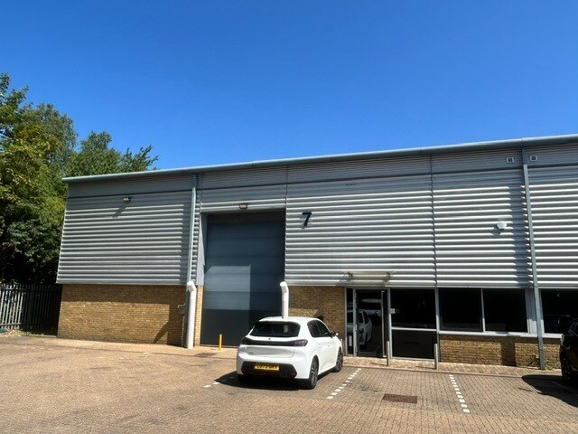 Bilton Way, Luton à louer Photo de l’immeuble– Image 1 sur 2