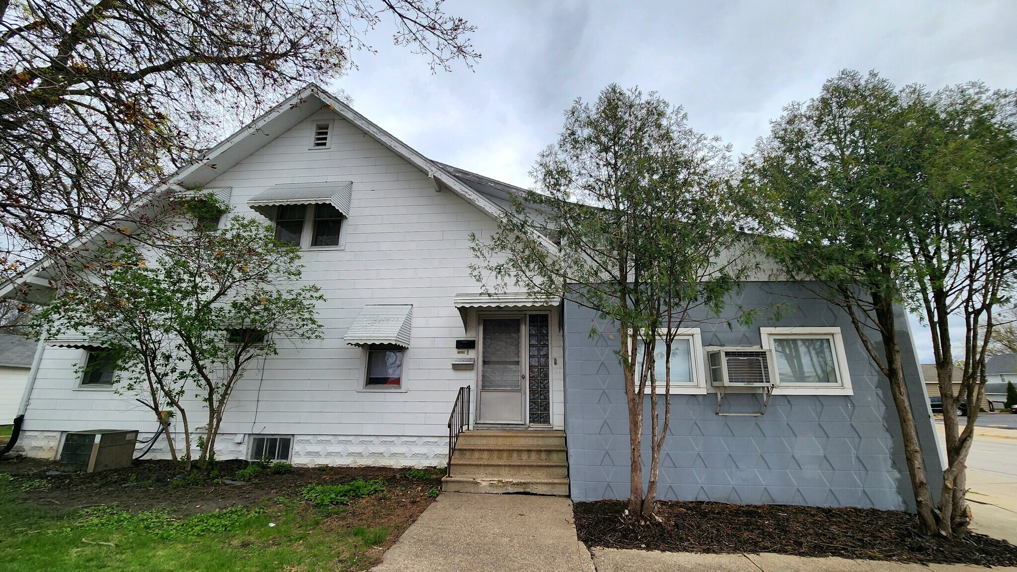 1110 W Oakland Ave, Austin, MN à vendre Photo principale– Image 1 sur 28