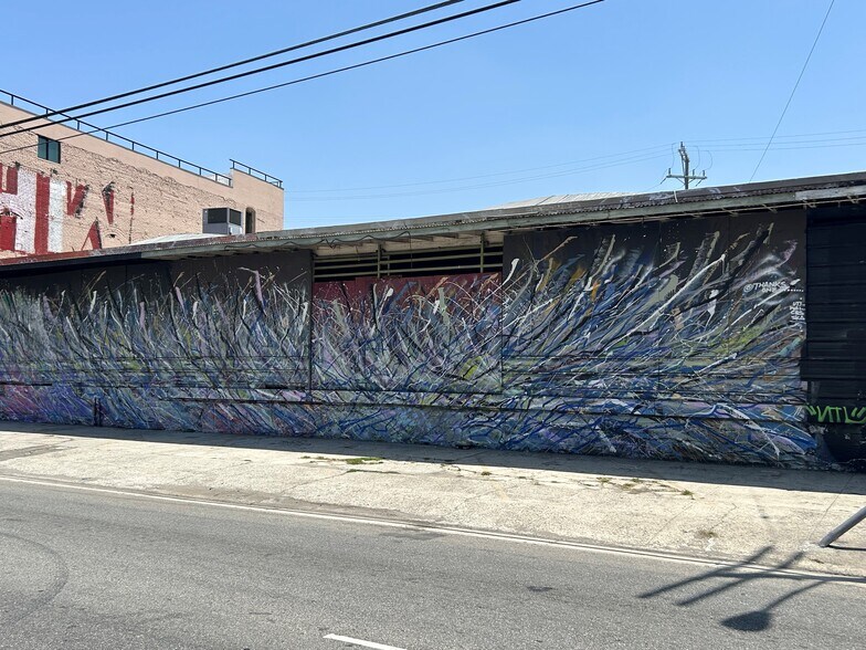426 S Alameda St, Los Angeles, CA à louer - Photo de l’immeuble – Image 2 sur 2