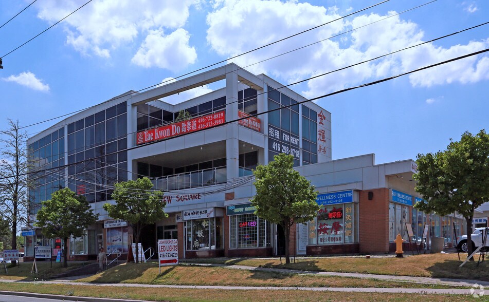 4465 Sheppard Ave E, Toronto, ON à louer - Photo de l’immeuble – Image 2 sur 5