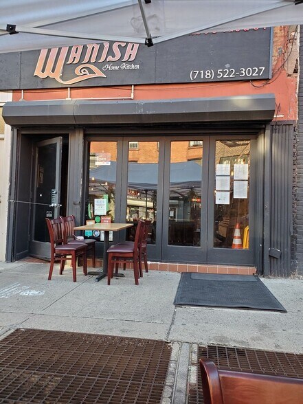 142 Smith St, Brooklyn, NY à vendre - Photo de l’immeuble – Image 1 sur 1