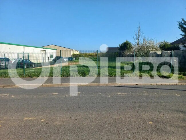 Plus de détails pour Terrain à vendre