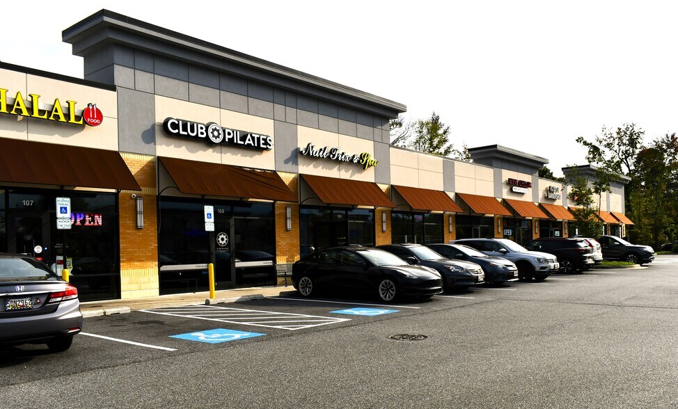 3716 Crain Hwy, Waldorf, MD à louer - Photo de l’immeuble – Image 3 sur 5