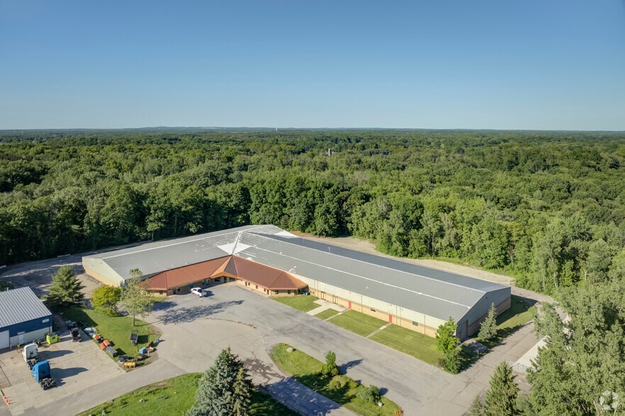 10505 Plaza Dr, Whitmore Lake, MI à louer - Aérien – Image 2 sur 12