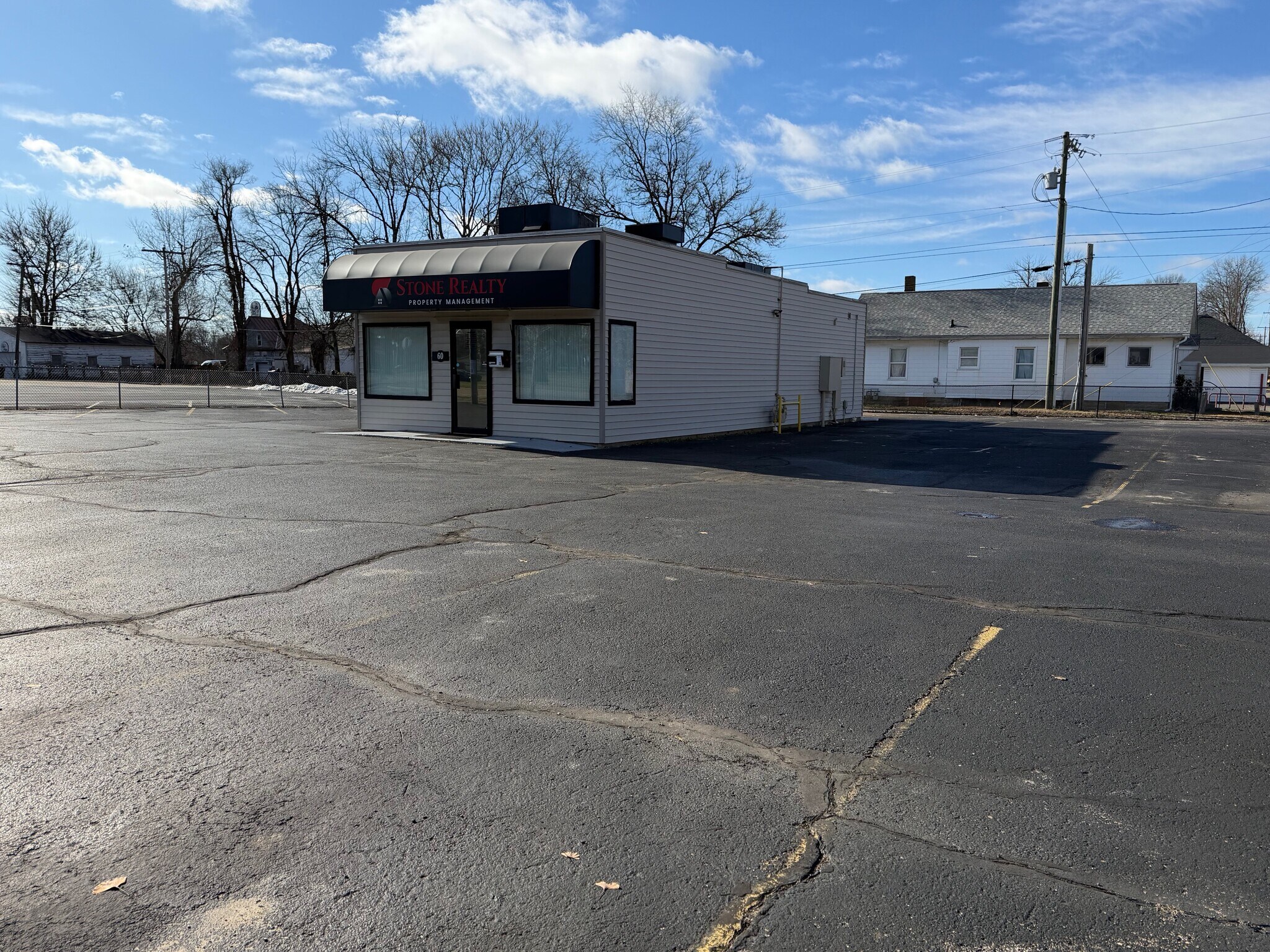 60 N Brown Ave, Terre Haute, IN à louer Photo principale– Image 1 sur 10
