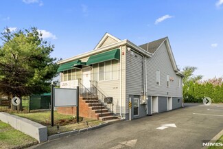 Plus de détails pour 22-05 Maple Ave, Fair Lawn, NJ - Bureau à vendre