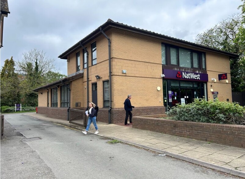 215 Queensway, Milton Keynes à louer - Photo principale – Image 1 sur 1