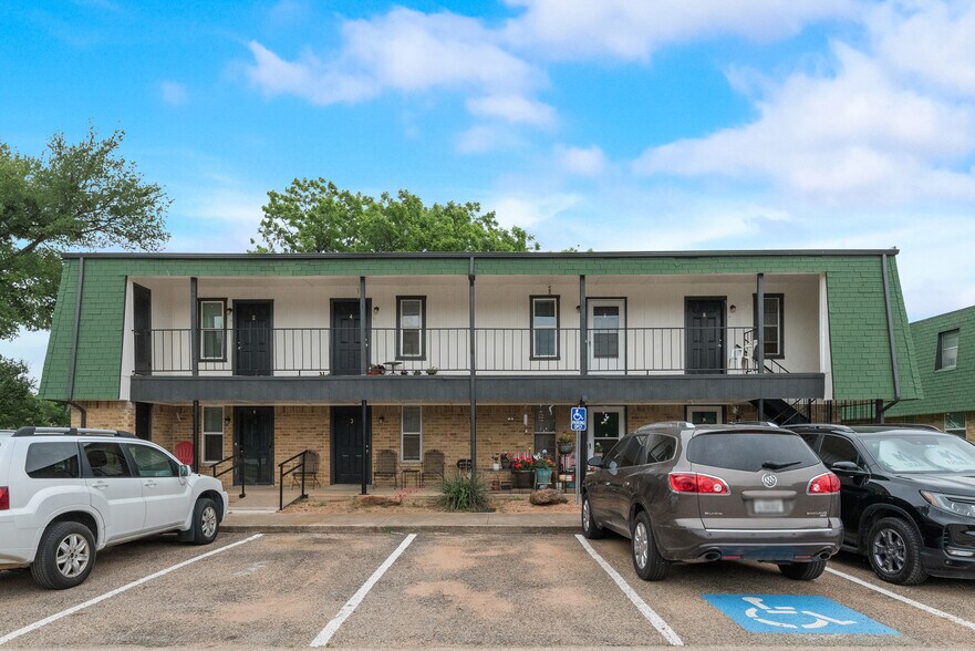 415 Mansfield Cardinal Rd, Kennedale, TX à vendre - Photo de l’immeuble – Image 1 sur 19