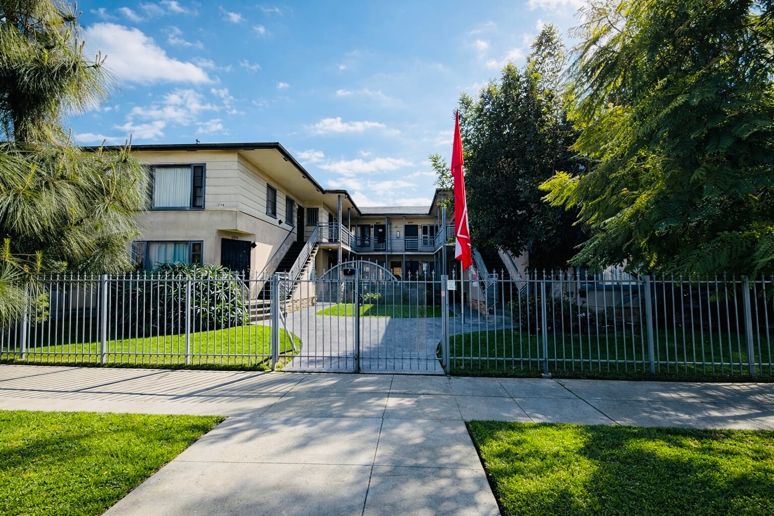 1026-1036 W 57th St, Los Angeles, CA à vendre Photo principale– Image 1 sur 13