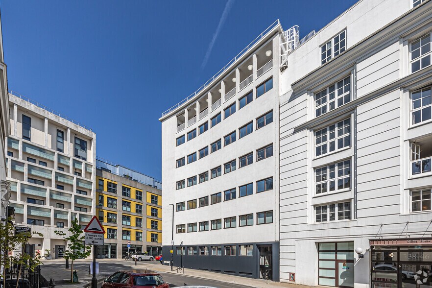 24-28 Oval Rd, Londres à louer - Photo de l’immeuble – Image 2 sur 57