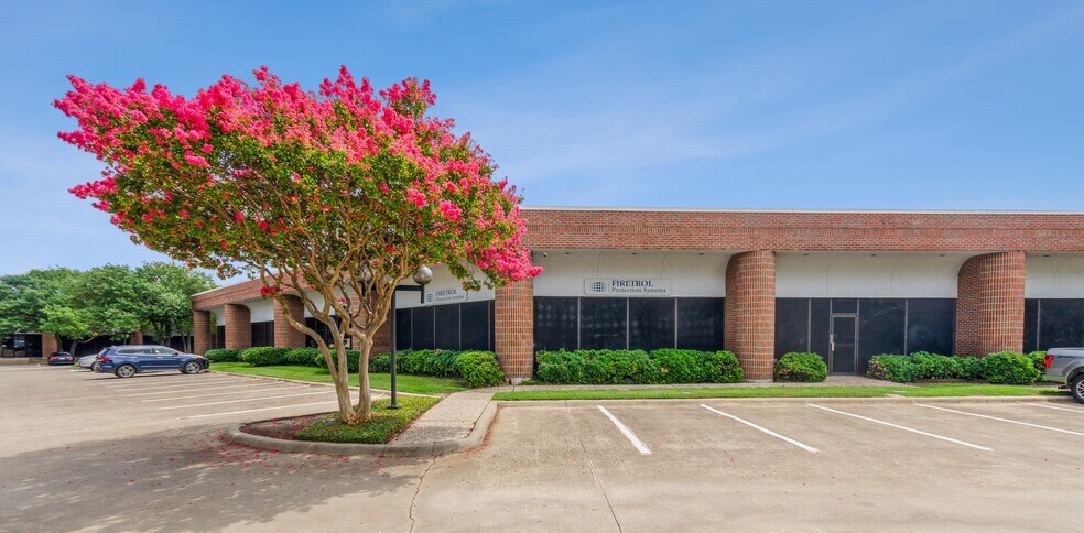 10410-10420 Miller Rd, Dallas, TX à louer - Photo principale – Image 1 sur 14