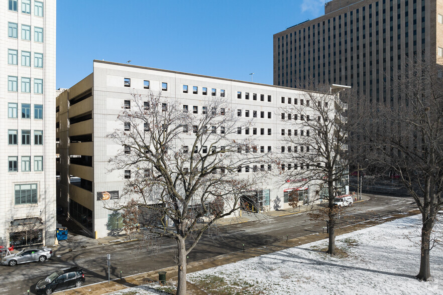 1211-1215 N Pine St, Saint Louis, MO à louer - Photo de l’immeuble – Image 3 sur 6