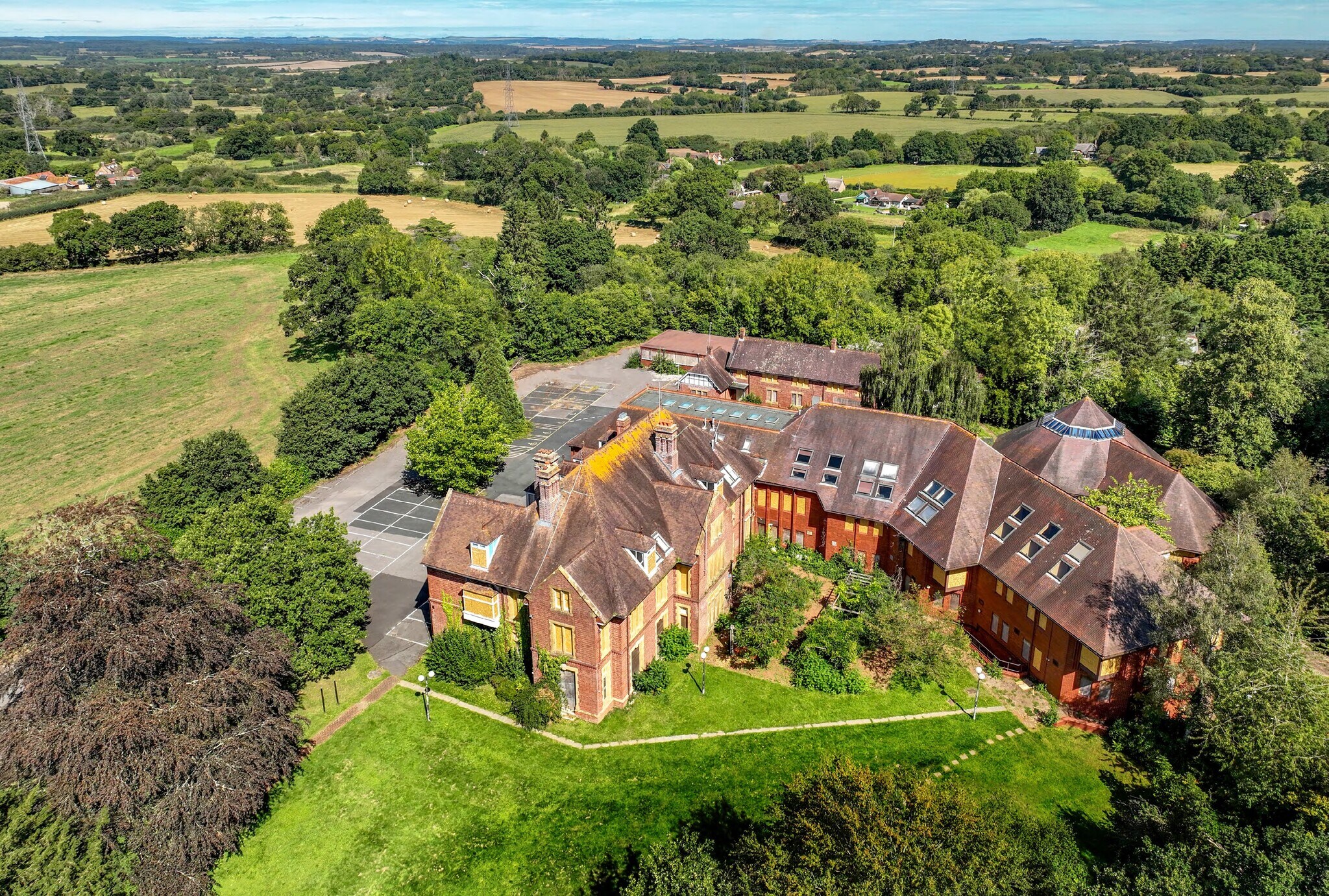 Furzehill, Wimborne à vendre Photo principale– Image 1 sur 12