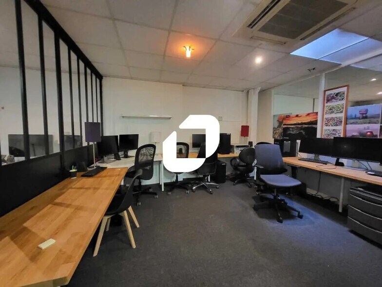 Bureau dans Montrouge à louer - Photo de l’immeuble – Image 3 sur 13