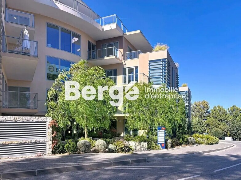 Bureau dans Biot à louer - Photo de l’immeuble – Image 1 sur 7