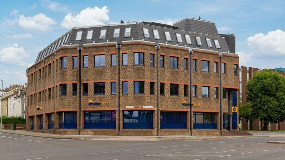 Crown St, Ipswich à louer - Photo de l’immeuble – Image 1 sur 6