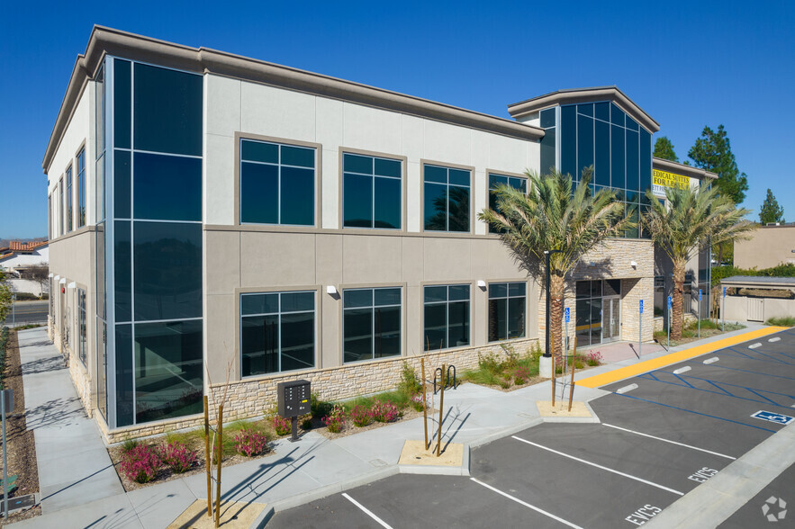 25130 Hancock Ave, Murrieta, CA à louer - Photo de l’immeuble – Image 2 sur 7