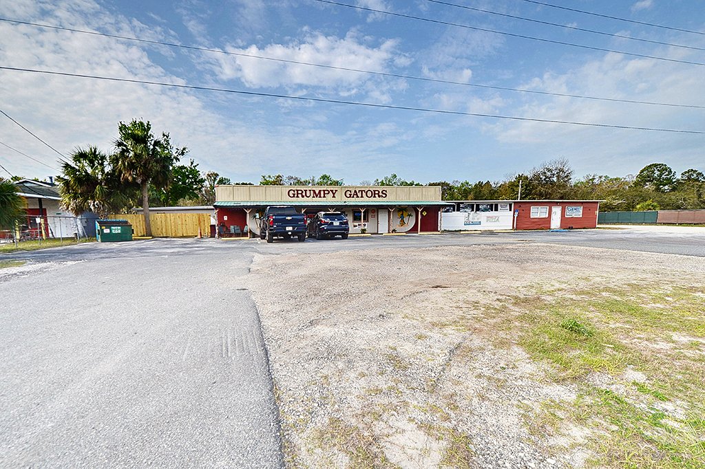 4828 S Suncoast Blvd, Homosassa, FL à vendre Photo de l’immeuble– Image 1 sur 33