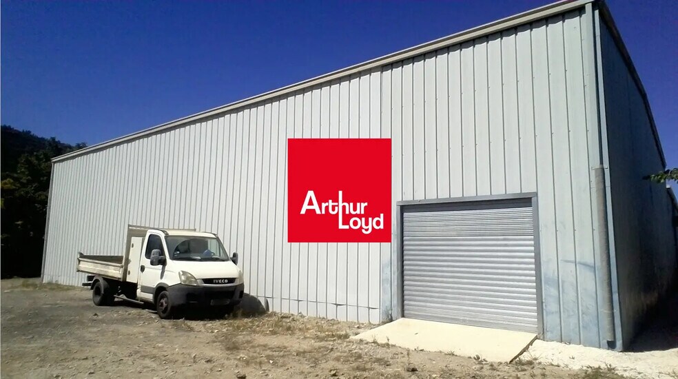 Local d’activités dans Aubagne à louer - Photo de l’immeuble – Image 1 sur 10
