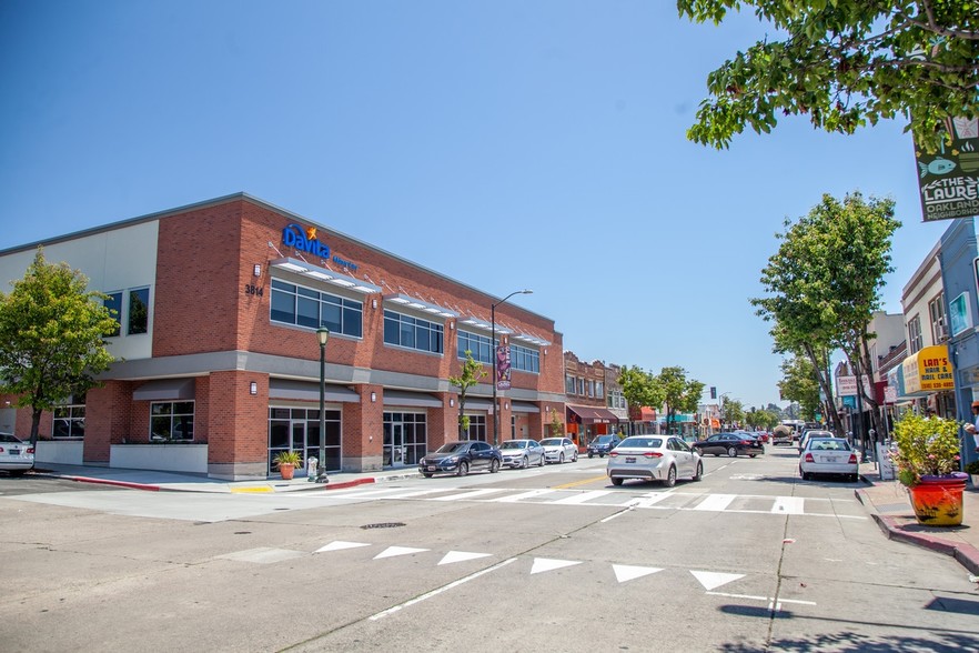 3810-3814 MacArthur Blvd, Oakland, CA à louer - Photo de l’immeuble – Image 3 sur 6