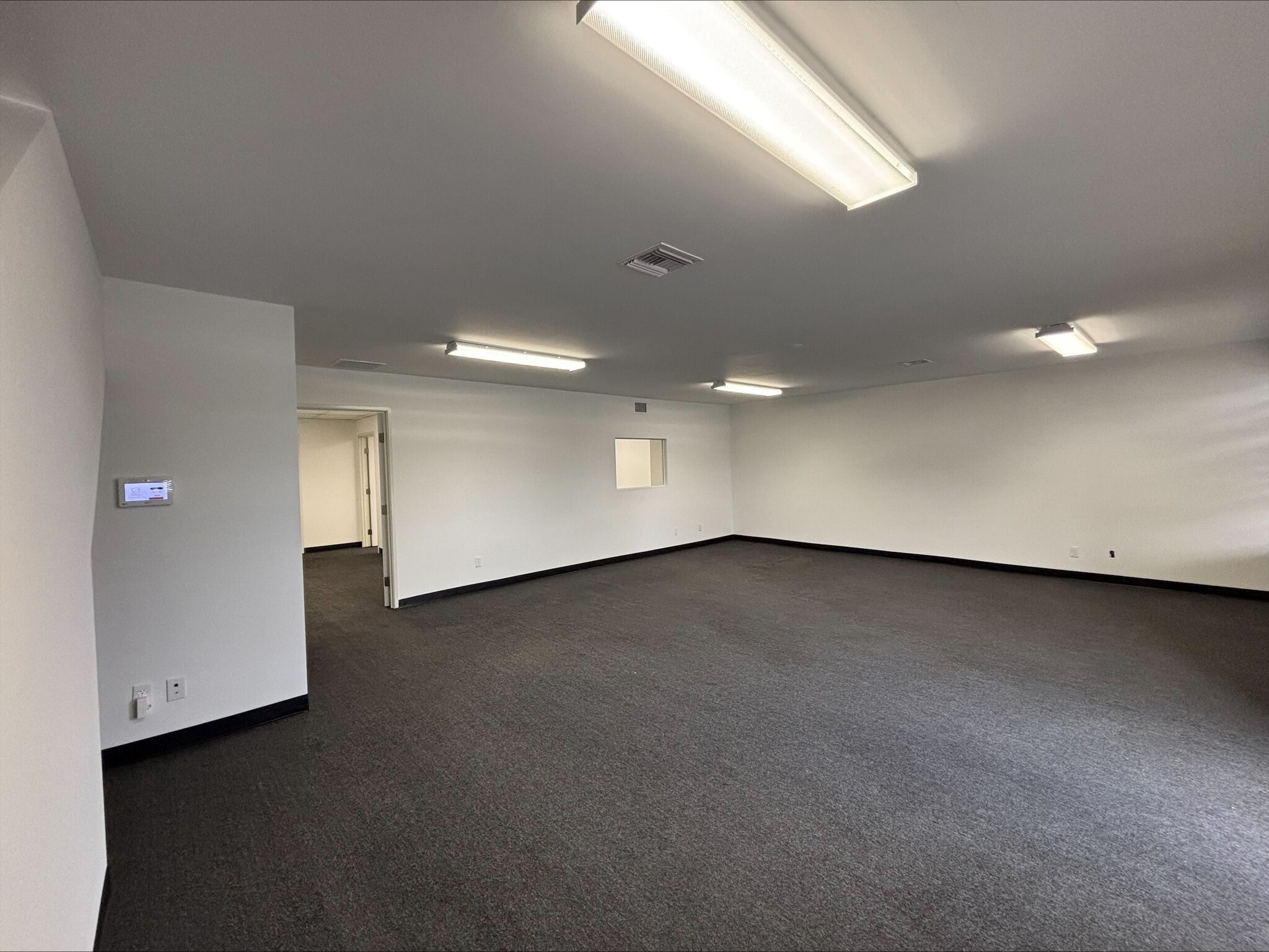 2730 Monterey St, Torrance, CA à louer Photo intérieure– Image 1 sur 3