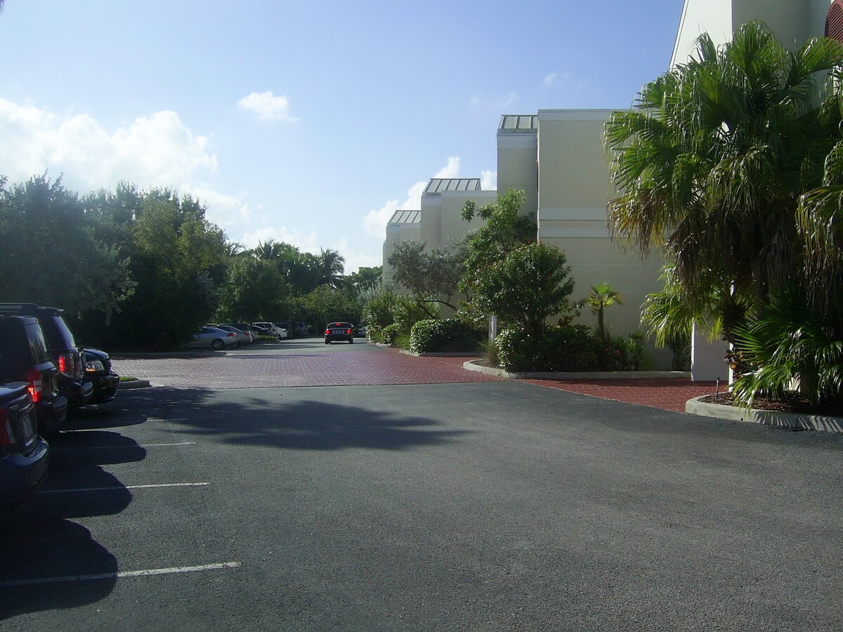View Photo