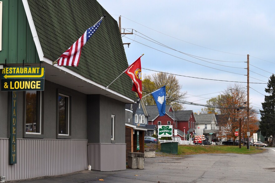 117 Main St, Hallstead, PA à vendre - Photo de l’immeuble – Image 2 sur 14