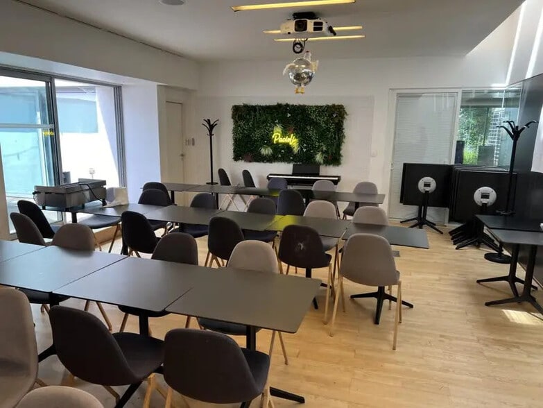 Bureau dans Nantes à louer - Photo de l’immeuble – Image 2 sur 10