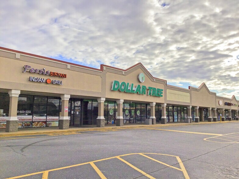 1451 Woodruff Rd, Greenville, SC à louer - Photo principale – Image 1 sur 6