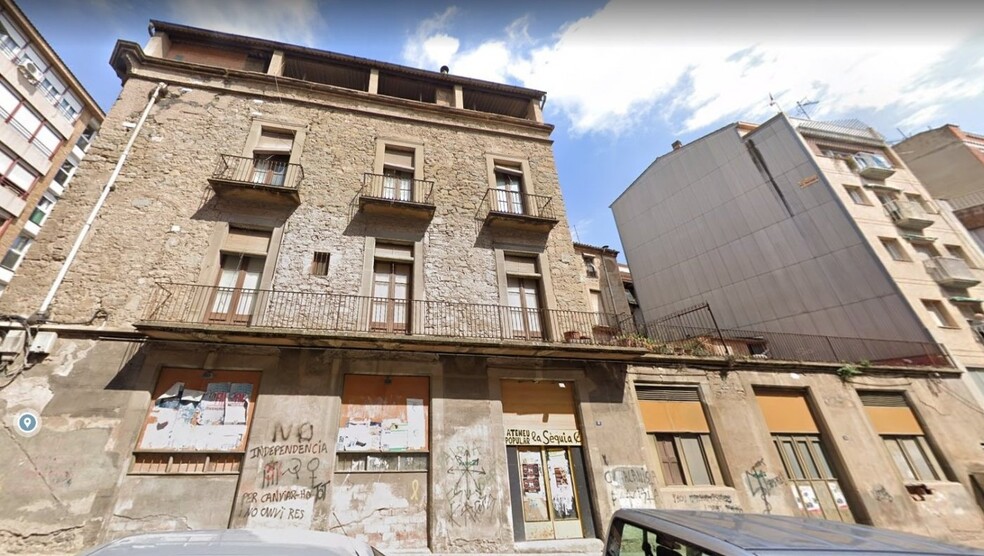 Immeuble residentiel dans Manresa, Barcelona à vendre - Photo de l’immeuble – Image 2 sur 6