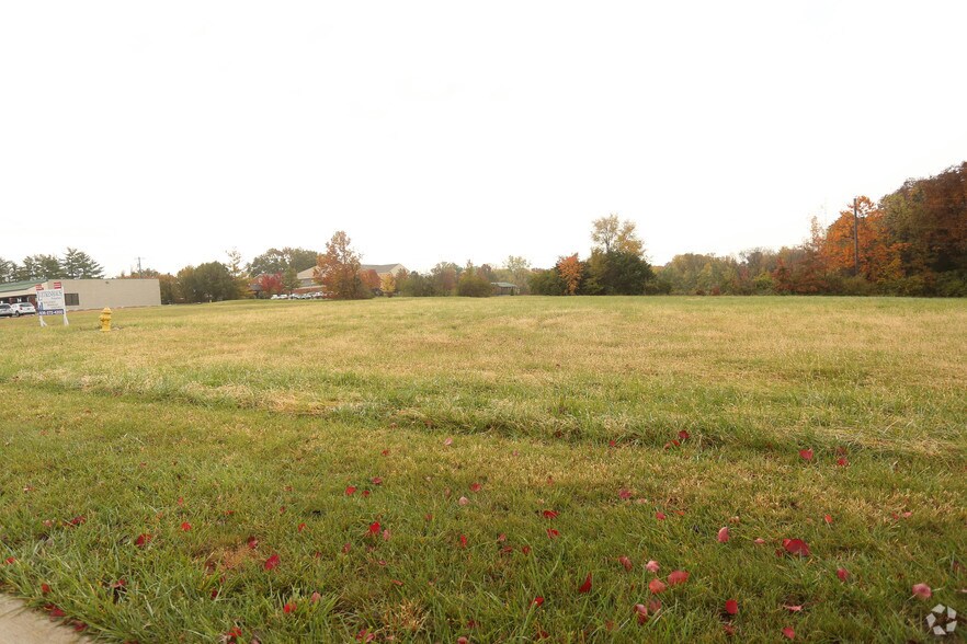 1023 Main Plaza Dr, Wentzville, MO à vendre - Photo principale – Image 1 sur 3