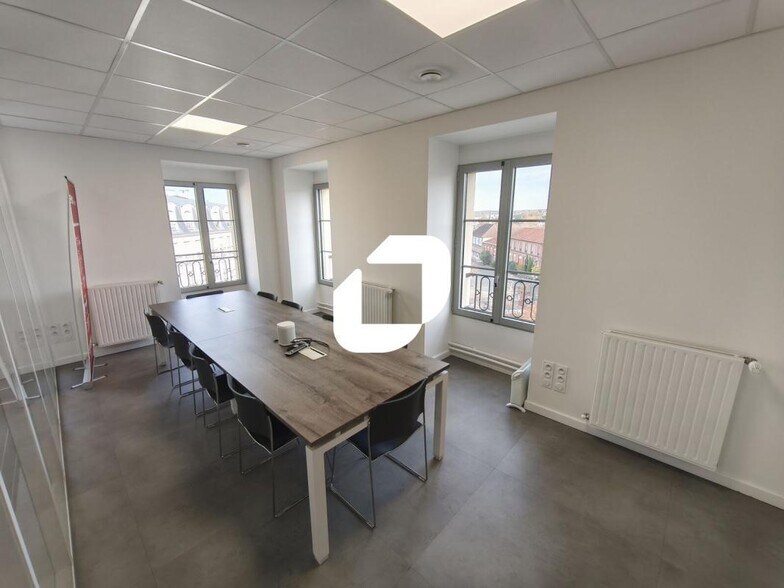 Immeuble residentiel dans Le Raincy à vendre - Photo intérieure – Image 3 sur 5