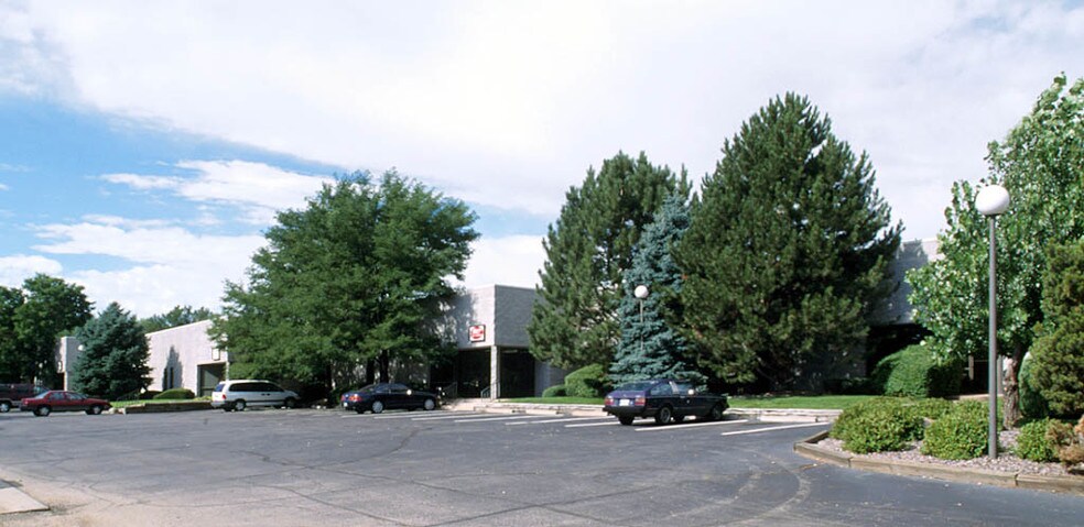 7700 E Iliff Ave, Denver, CO à louer - Photo de l’immeuble – Image 2 sur 2