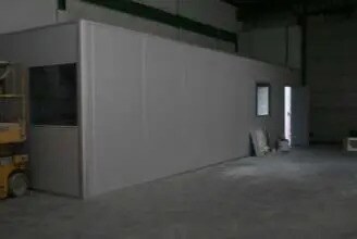 Industriel/Logistique dans Vénissieux à louer - Photo intérieure – Image 3 sur 3