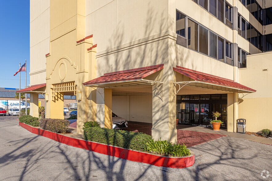 2610 Williams Blvd, Kenner, LA à vendre - Photo de l’immeuble – Image 3 sur 5