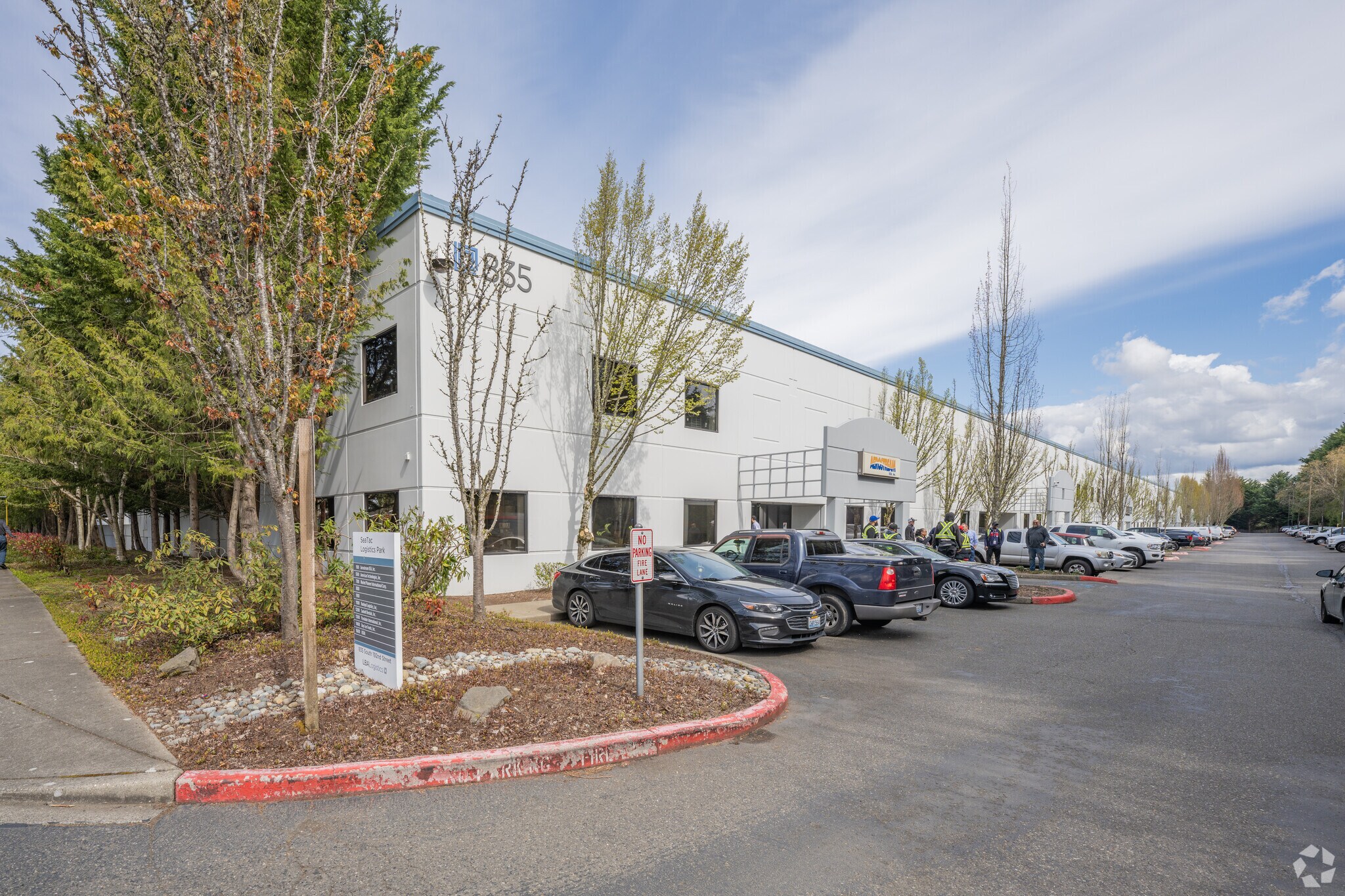 835 S 192nd St, Seatac, WA à louer Photo principale– Image 1 sur 8