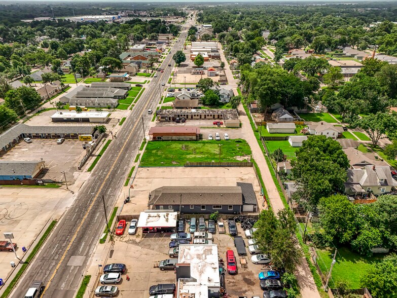 2013 S Broadway St, Wichita, KS à vendre - Photo de l’immeuble – Image 3 sur 64