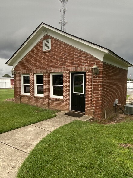 224 Highway 211 NW, Winder, GA à louer - Photo de l’immeuble – Image 3 sur 13