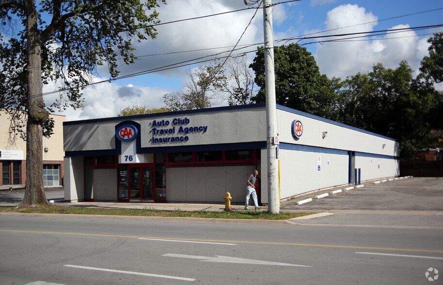 76 Lake St, St Catharines, ON à louer - Photo de l’immeuble – Image 2 sur 3