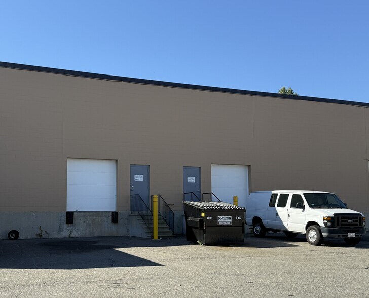 100 Business Park Dr, Tyngsborough, MA à louer - Photo de l’immeuble – Image 2 sur 10