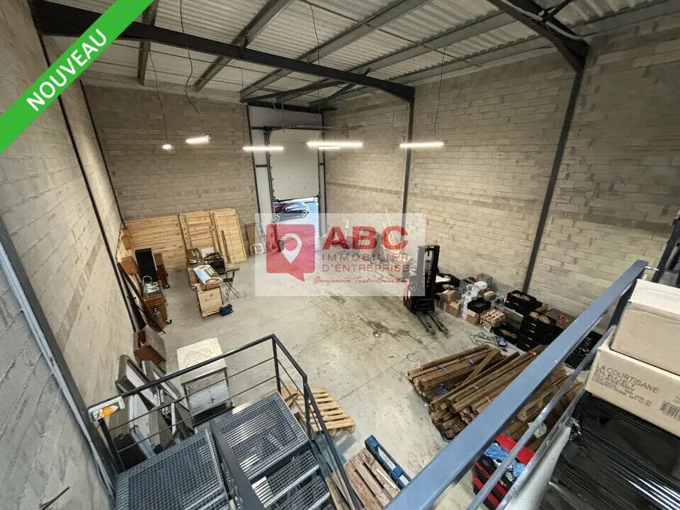 Local d’activités dans Valergues à louer Photo intérieure– Image 1 sur 4